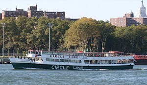 Circle Line båt runt Manhattan och Frihetsgudinnan